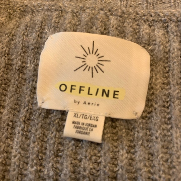 Aerie sweater - Picture 2 of 3